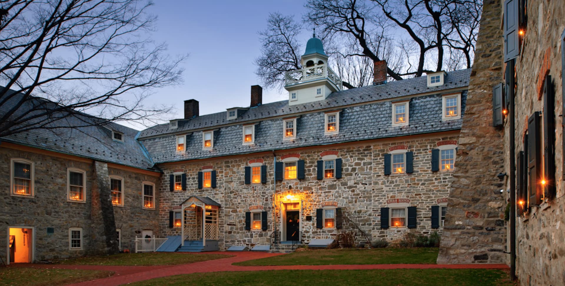 Discover Bethlehem, PA: A Guide to the Best Tourist Attractions and Must-See Destinations from Hyatus