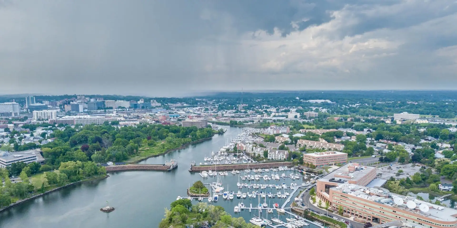 Furnished apartments in Stamford, CT for flexible stays by Hyatus
