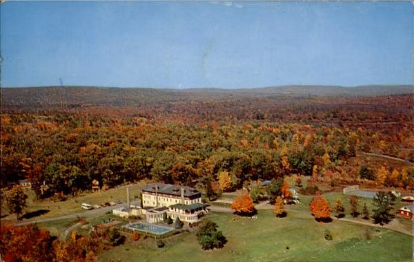 Pocono Mountain Inn